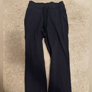 lululemon ready to rulu  joggers in black size 2